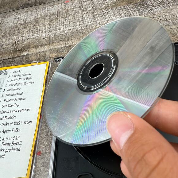 Sharon Shannon - Out the Gap CD - Picture 2 of 8